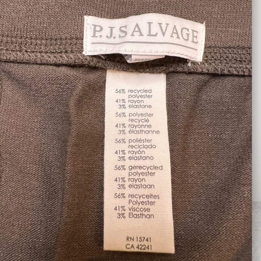 NWT ~ PJ SALVAGE COZY LOUNG SLEEP SHORTS ~ brown, size med & lg - Picture 5 of 8